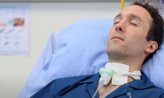 Hydro-Trach™ T for use on tracheostomised patients